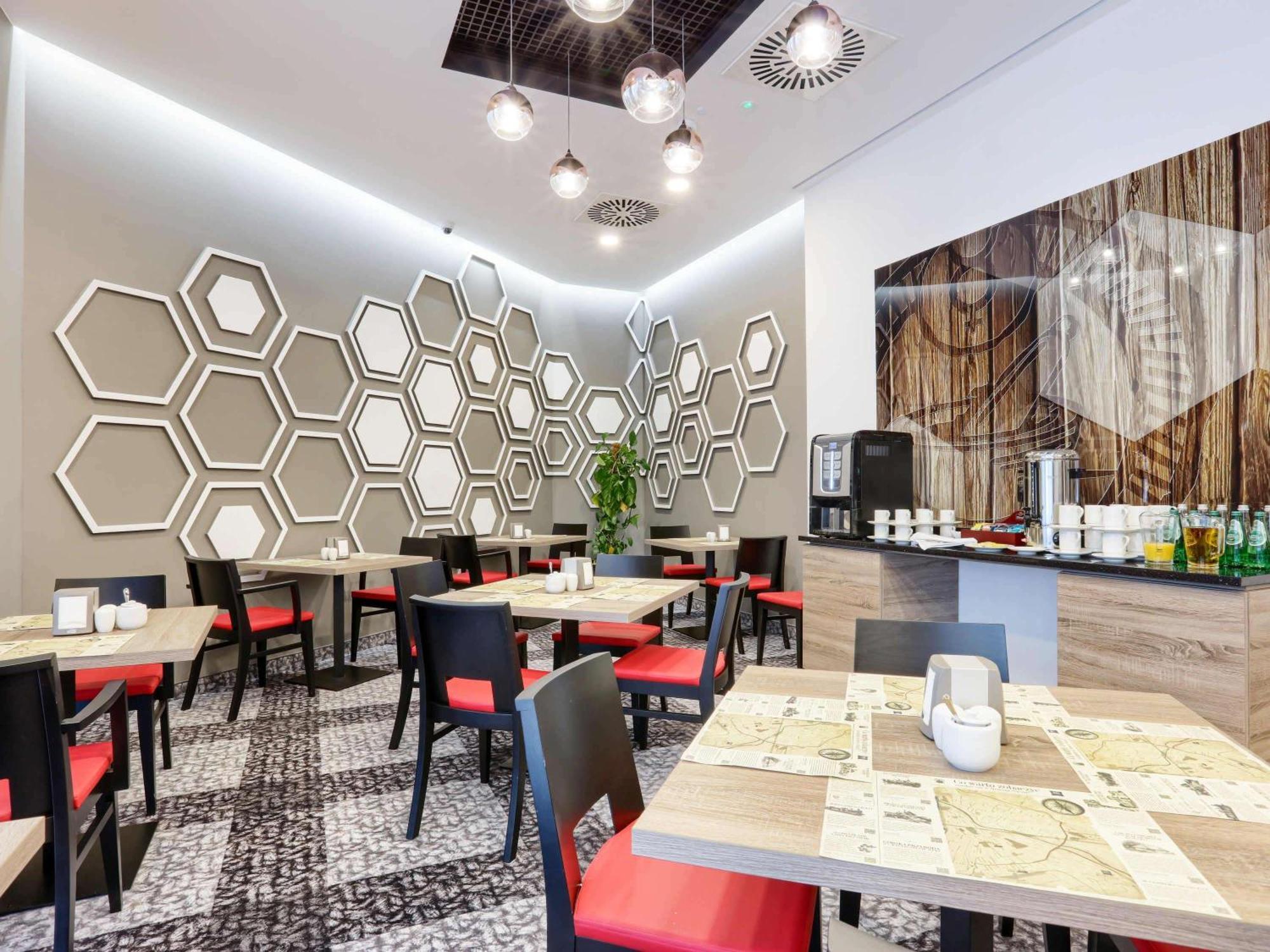 Ibis Styles Nowy Sacz Otel Dış mekan fotoğraf