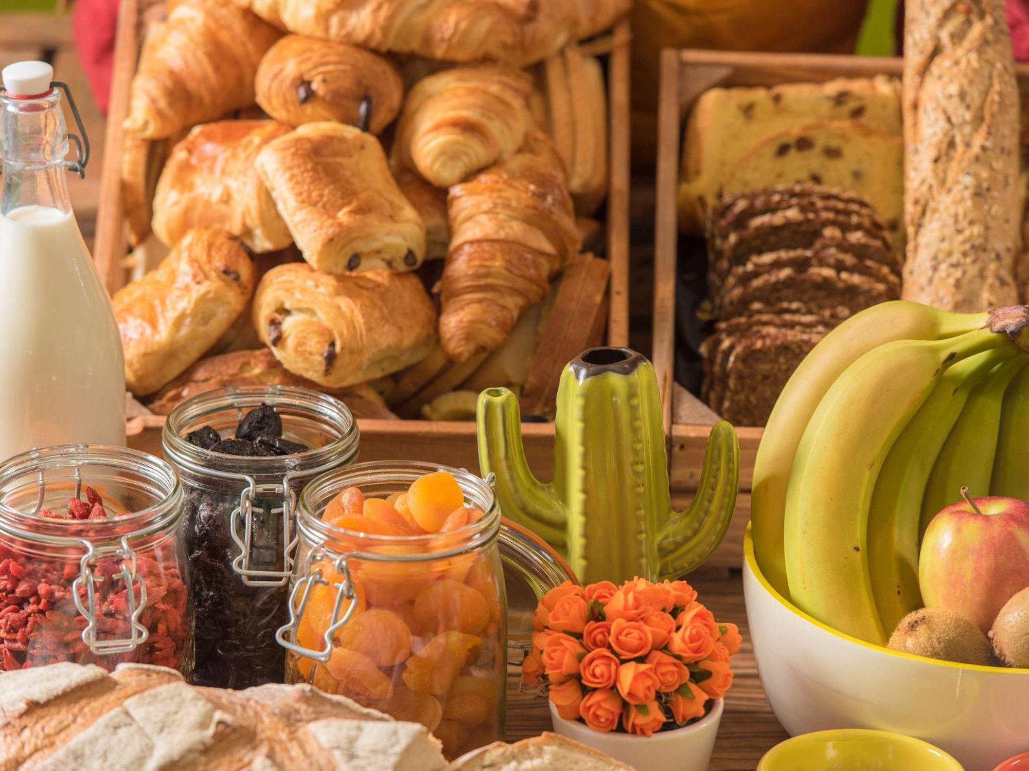 Ibis Styles Nowy Sacz Otel Dış mekan fotoğraf