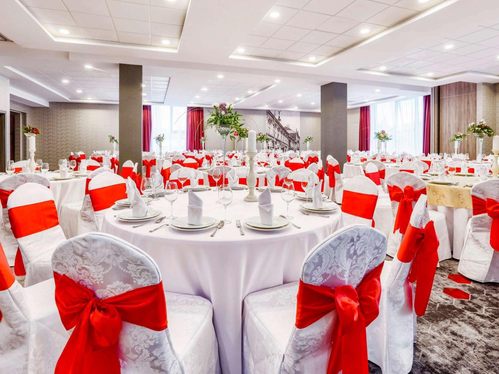 Ibis Styles Nowy Sacz Otel Dış mekan fotoğraf